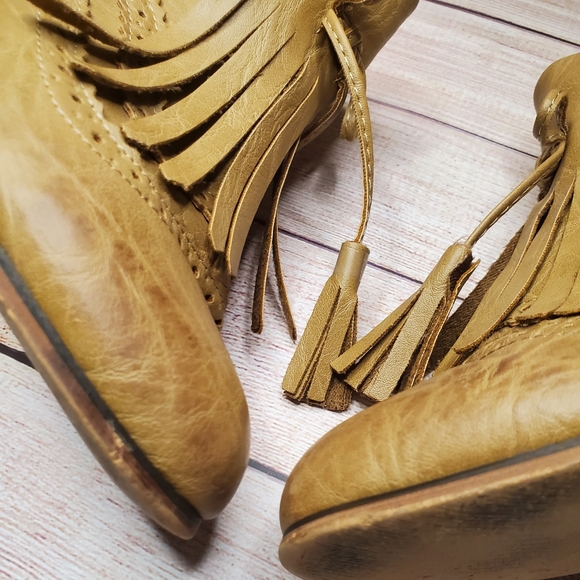 Design by Jacobies western booties - Picture 3 of 8